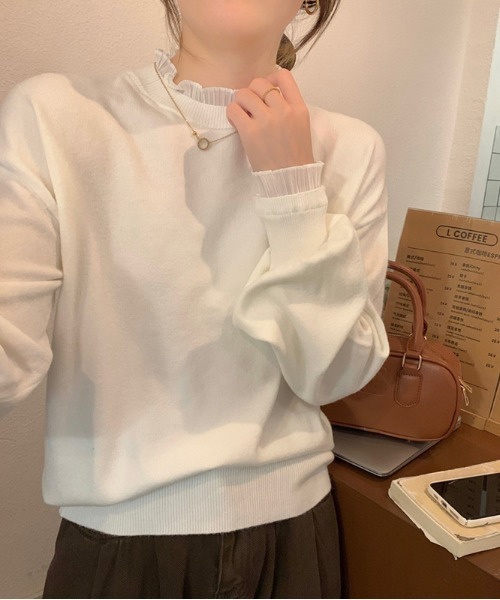 COCOMOMO(ココモモ)の「レースフリルニット ランタンスリーブ フリル ニット(ニット/セーター・レディース・ベージュ/アイボリー/ブラック/ホワイト・FREE)」の2枚目の写真