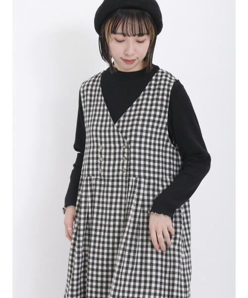 Samansa Mos2(サマンサ モスモス)の「テレコリブハイネックカットソー(Tシャツ/カットソー・レディース・グリーン/オフホワイト/ブラック/ブルー・F)」の3枚目の写真