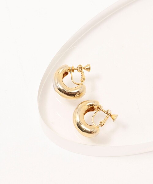 NOLLEY’S（ノーリーズ）の「ボリュームカーブイヤリング（イヤリング・レディース・ゴールド・FREE）」の5枚目の写真