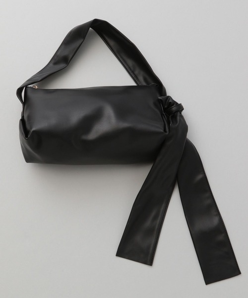 A part by（アパートバイ）の「ソフトリボンショルダーバッグ（ショルダーバッグ・レディース・ブラック/アイボリー・FREE）」の8枚目の写真