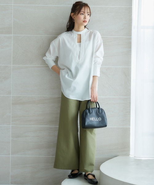 miclat（ミクラ）の「大きいサイズ　Iスリットボリュームシャツ　miclat（シャツ/ブラウス・レディース・ホワイト/ブルー・L/LL/3L/4L/5L）」の5枚目の写真