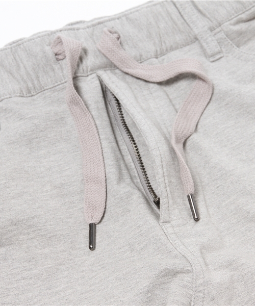 AZUL by moussy(アズールバイマウジー)の「度詰裏毛5Pショーツ(その他パンツ・メンズ・レッド/ホワイト/ブラック/トップグレー・MEDIUM/X-LARGE/SMALL/LARGE/X-SMALL)」の7枚目の写真