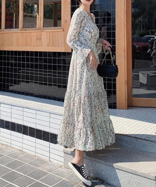 Miniministore(ミニミニストア)の「ティアードワンピース 長袖 ロングワンピ(ワンピース・レディース・アイボリー/ワインレッド/ブラック・M/L)」の11枚目の写真