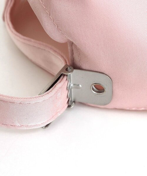 apres les cours（アプレレクール）の「レース・サテンロゴ刺繍キャップ（キャップ・キッズ・オフホワイト/ピンク/ネイビー・50/54/58）」の6枚目の写真