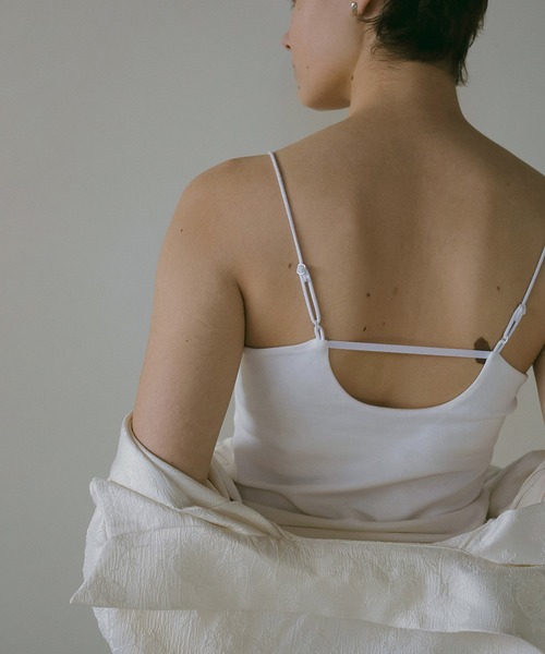 MANOF(マノフ)の「BACK OPEN CAMISOLE(キャミソール・レディース・ブラック/グレー/ホワイト・S/M)」の1枚目の写真