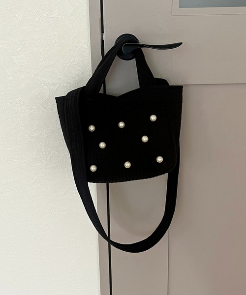 prose verse（プロズヴェール）の「ミニパールヌビバッグ（トートバッグ・レディース・ブラック/アイボリー・ﾌﾘ-）」の15枚目の写真
