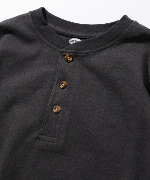 FREAK'S STORE(フリークスストア)の「限定展開 9オンス Heavyweight ビッグシルエット ヘンリーネックTシャツ/ヘビーウェイト(Tシャツ/カットソー・メンズ・グレイッシュベージュ/スミクロ/ネイビー/ブラック/アッシュグレー/ホワイト・LARGE/SMALL/MEDIUM)」の15枚目の写真