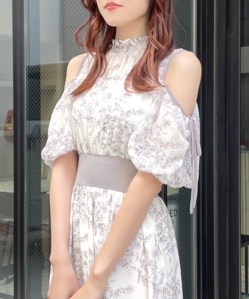 【未使用タグ付き】NOMAE ノーマエ カットアウトリボン花柄ワンピース NOMAE（ノーマエ）の「カットアウトリボン花柄ワンピース