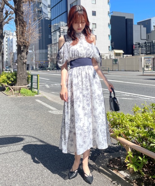 NOMAE（ノーマエ）の「カットアウトリボン花柄ワンピース