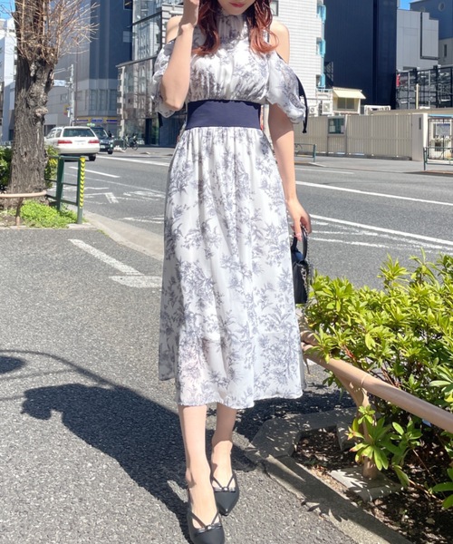 NOMAE（ノーマエ）の「カットアウトリボン花柄ワンピース