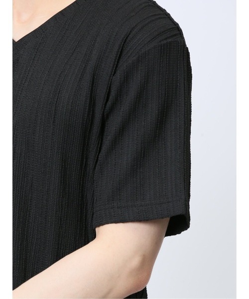 m.f.editorial（エムエフエディトリアル）の「【ストレッチ】m.f.エディトリアル メンズ タックストライプ フェイクVネック半袖Tシャツ（Tシャツ/カットソー・メンズ・ホワイト/ブラック/ライトグリーン・LARGE/MEDIUM）」の10枚目の写真