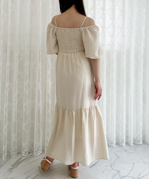 INGNI（イング）の「2wayオフショルシャーリングワンピース（ワンピース・レディース・ピンク/オフホワイト/ブラック・M）」の7枚目の写真