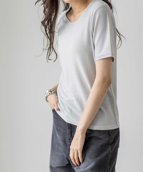 【小さいサイズ】ラメ入りネックデザインTシャツ/接触冷感/洗える 5color》UV ワンポイント刺繍デザインTシャツ【接触冷感/洗濯機