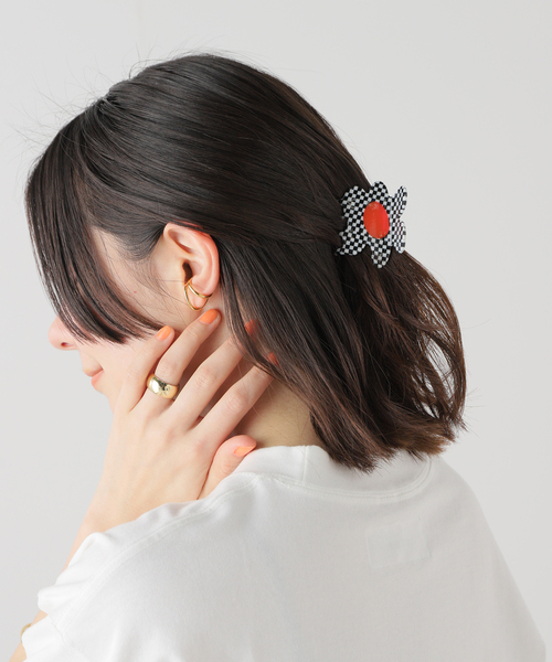 U by SPICK&SPAN(ユーバイスピックアンドスパン)の「【Chunks/チャンクス】 Flower Claw2(その他ヘアアクセサリー・レディース・ブラック/ブルー/ピンク・FREE)」の13枚目の写真