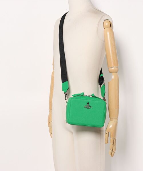 Vivienne Westwood（ヴィヴィアンウエストウッド）の「SAFFIANO