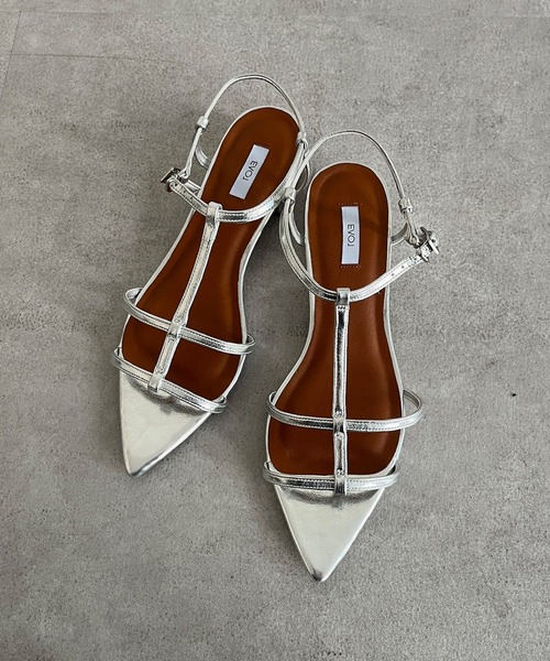 DouDou(ドゥドゥ)の「ポインテッドストラップサンダル(サンダル・レディース・ブラック/シルバー/ゴールド・SMALL/MEDIUM/LARGE)」の11枚目の写真