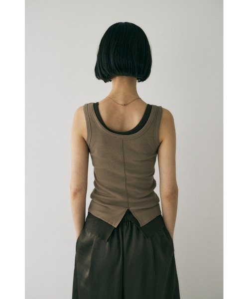 M_（エムアンダーバー）の「オーガニックコットン使用 それぞれ単品で使えて着まわし自由なレイヤードタンクトップセット（タンクトップ・レディース・ライトブラウン/ライトピンク/ライトベージュ・FREE）」の12枚目の写真