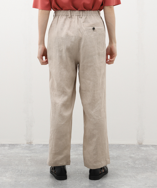 MARKAWARE CLASSIC FIT TROUSERS 白 markaware（マーカウェア）の「CLASSIC FIT TROUSERS