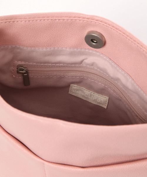 studio CLIP（スタディオクリップ）の「ワンマイル軽ラクショルダーバッグ（ショルダーバッグ・レディース・その他1/ピンク/ブラック/オフホワイト・FREE）」の6枚目の写真
