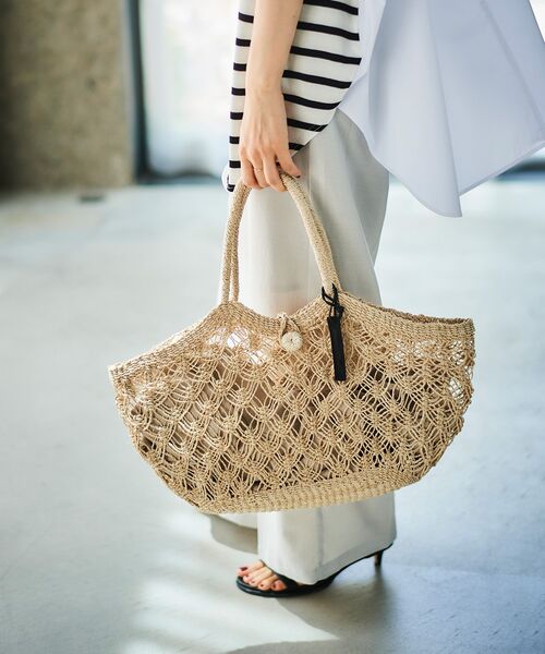 le.coeur blanc（ルクールブラン）の「BAGMATI 柄あみかごバッグ（かごバッグ・レディース・ベージュ・FREE）」の4枚目の写真