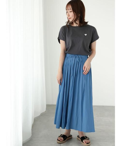 Te chichi TERRASSE（テチチテラス）の「【抗菌防臭】ハート刺繍Tシャツ（Tシャツ/カットソー・レディース・オフホワイト/ベージュ/チャコールグレー・F）」の8枚目の写真