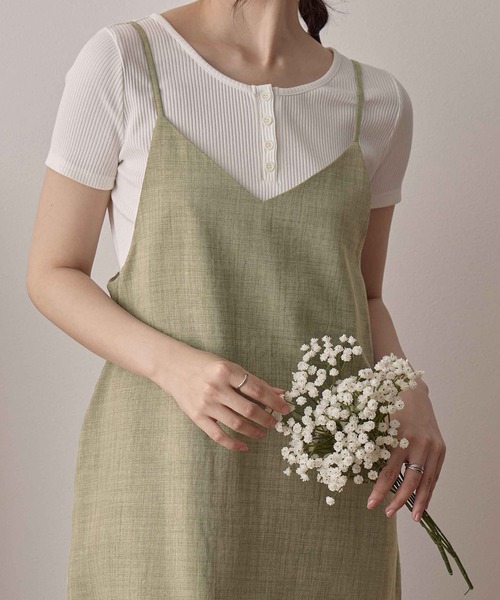 CHAN ME(チャンミ)の「麻調バックリボンキャミワンピ(レギュラー丈)(ワンピース・レディース・ブラック/グリーン/ブルー/オレンジ/グレイッシュベージュ/バーガンディー/チャコールグレー/サックスブルー・MEDIUM/LARGE/X-LARGE)」の13枚目の写真