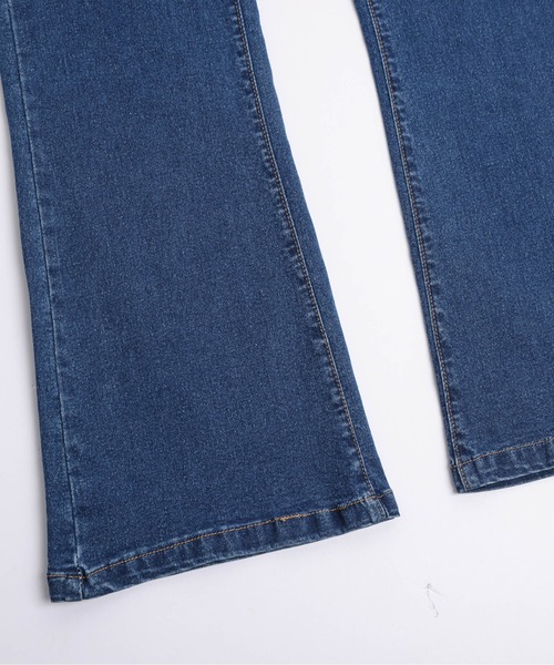 AMELY(エミリー)の「ジップアップビスチェ&フレアパンツ(セットアップ・レディース・ブルー/ブラック・L/M)」の8枚目の写真