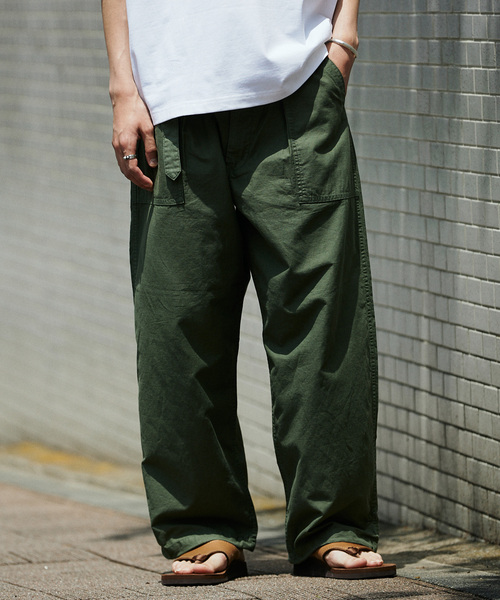 JOURNAL STANDARD（ジャーナルスタンダード）の「綿麻ベルテッド キャノンベイカーパンツ（カーゴパンツ・メンズ・ブラック系その他/ブラック/カーキ/アイボリー・SMALL/MEDIUM/LARGE）」の5枚目の写真