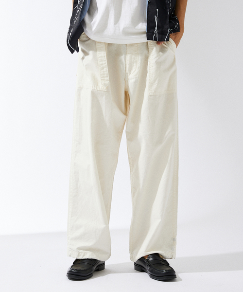 JOURNAL STANDARD（ジャーナルスタンダード）の「綿麻ベルテッド キャノンベイカーパンツ（カーゴパンツ・メンズ・ブラック系その他/ブラック/カーキ/アイボリー・SMALL/MEDIUM/LARGE）」の16枚目の写真