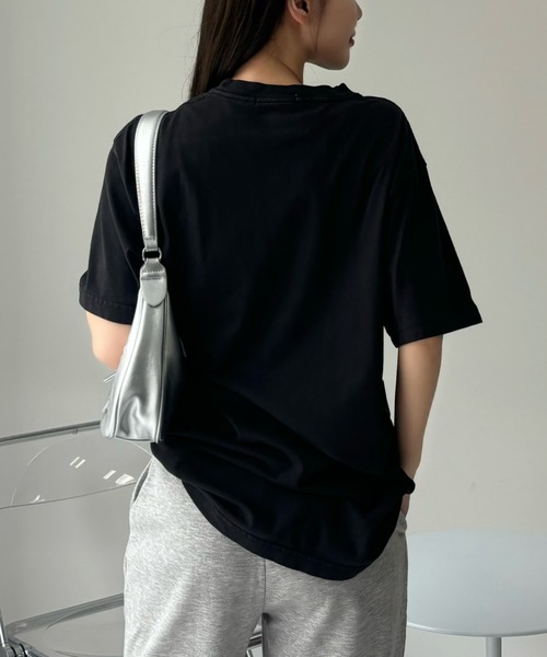 SNOOPY(スヌーピー)の「【PEANUTS/SNOOPY】別注 ピーナッツ スヌーピー 「FISHING」ヴィンテージ風Tシャツ(Tシャツ/カットソー・レディース・アイボリー/ネイビー/ブラック・XL/S/M/L)」の8枚目の写真