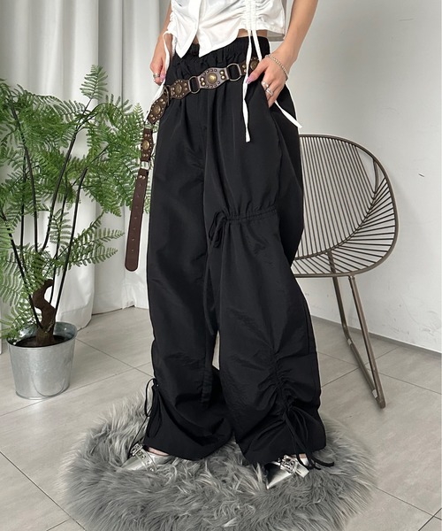 sedacle girl(セダクルガール)の「リボンシャーリングナイロンパンツ(その他パンツ・レディース・ピンク/グレー/ブラック・FREE)」の4枚目の写真