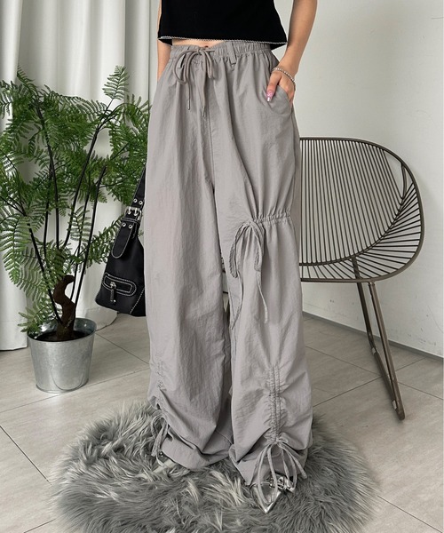 sedacle girl(セダクルガール)の「リボンシャーリングナイロンパンツ(その他パンツ・レディース・ピンク/グレー/ブラック・FREE)」の9枚目の写真