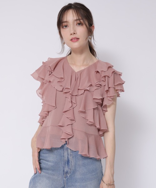 Apuweiser-riche（アプワイザーリッシェ）の「フリルショートブラウス