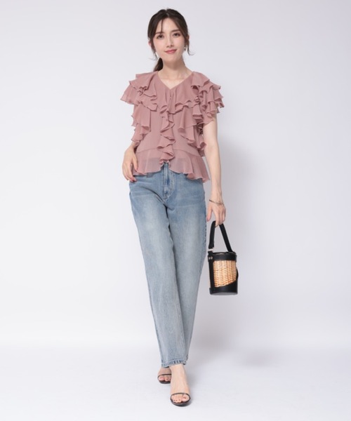 Apuweiser-riche（アプワイザーリッシェ）の「フリルショートブラウス