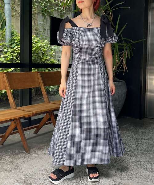 MAJESTIC LEGON（マジェスティックレゴン）の「【WEB限定XSサイズあり】2wayバイカラーリボンワンピース（ワンピース・レディース・ブラック系その他/ホワイト系その他/アイボリー/ブラウン系その他2・X-SMALL/MEDIUM/SMALL）」の17枚目の写真