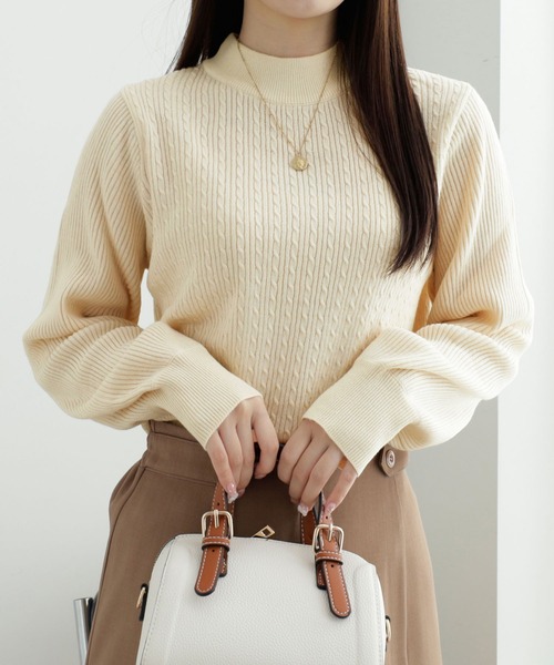 alotta(アロッタ)の「カシミヤタッチミニケーブルニット(ニット/セーター・レディース・ライトブルー/ネイビー/杢グレー/アイボリー・L/LL/3L/M)」の1枚目の写真