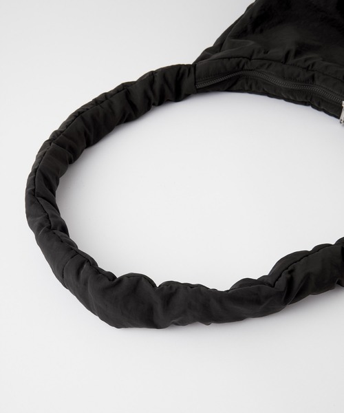 CLEL（クレイル）の「【CLEL】Water repellent nylon big gather shoulder bag/撥水ナイロンビッグギャザーショルダーバッグ（ショルダーバッグ・メンズ・ライトグレー/ブラック/グレー系・FREE）」の17枚目の写真