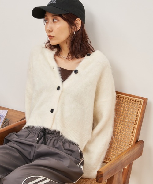 Auntie Rosa Holiday（アンティローザホリデー）の「モヘアタッチシャギークルーカーディガン（カーディガン/ボレロ・レディース・オフホワイト/グレー/ブルー/ピンク・FREE）」の19枚目の写真