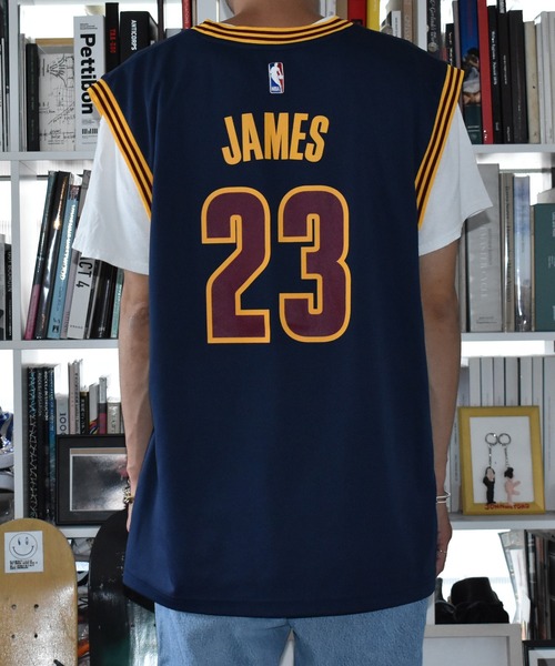 NBA(エヌビーエー)の「【ヴィンテージ古着】NBA cavs レブロン・ジェームズ ゲームシャツ(タンクトップ・メンズ・ネイビー・X-LARGE)」の8枚目の写真