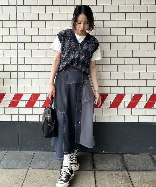 MARIA バイカラーアシンメトリースカート NICOLE CLUB（ニコル クラブ）の「アシンメトリーバイカラー