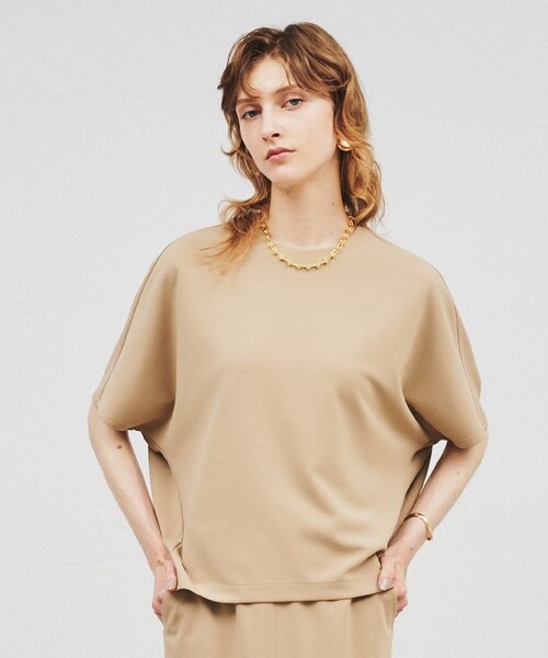 cloenc（クロエンス）の「◆【セットアップ／手洗い可】カットジョーゼットコクーンプルオーバー（Tシャツ/カットソー・レディース・ブラック/ブルー系その他/ナチュラル/ブラウン系・02）」の11枚目の写真