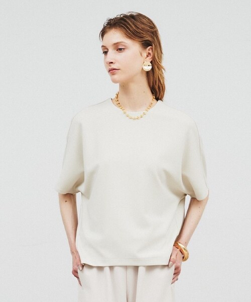 cloenc（クロエンス）の「◆【セットアップ／手洗い可】カットジョーゼットコクーンプルオーバー（Tシャツ/カットソー・レディース・ブラック/ブルー系その他/ナチュラル/ブラウン系・02）」の3枚目の写真