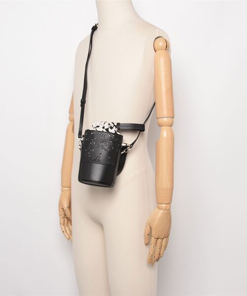 marimekko(マリメッコ)の「Unikko / Imprint Nano Bucket Bag(ショルダーバッグ・レディース・ブラック・FREE)」の9枚目の写真