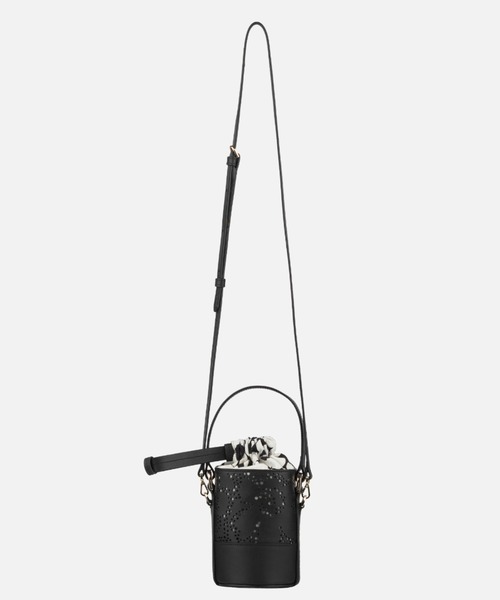 marimekko(マリメッコ)の「Unikko / Imprint Nano Bucket Bag(ショルダーバッグ・レディース・ブラック・FREE)」の1枚目の写真