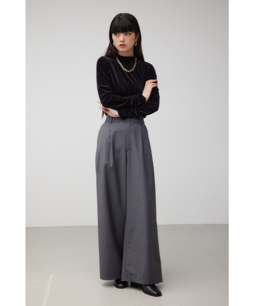 AZUL by moussy（アズールバイマウジー）の「ベロアカットトップス（Tシャツ/カットソー・レディース・ダークグリーン/ブラック/アイボリー・FREE）」の17枚目の写真