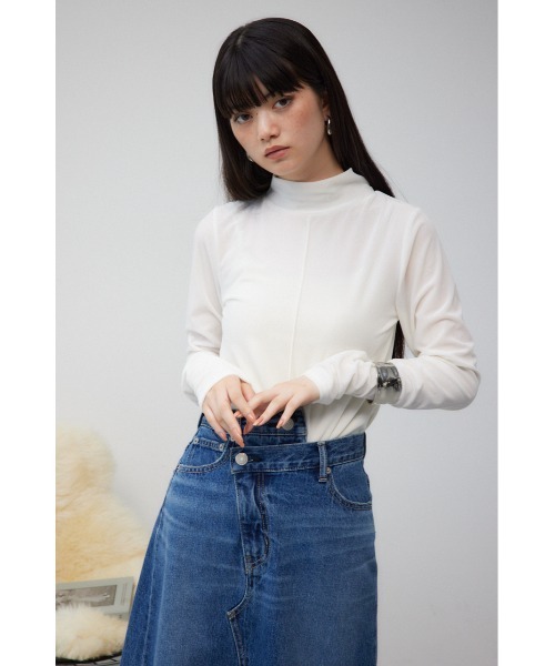 AZUL by moussy（アズールバイマウジー）の「ベロアカットトップス（Tシャツ/カットソー・レディース・ダークグリーン/ブラック/アイボリー・FREE）」の4枚目の写真