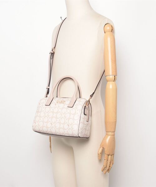 GUESS ハンドバッグ BERKTON BARREL ゲス GUESS BERKTON Barrel （BLA） -waja bazar - 海外