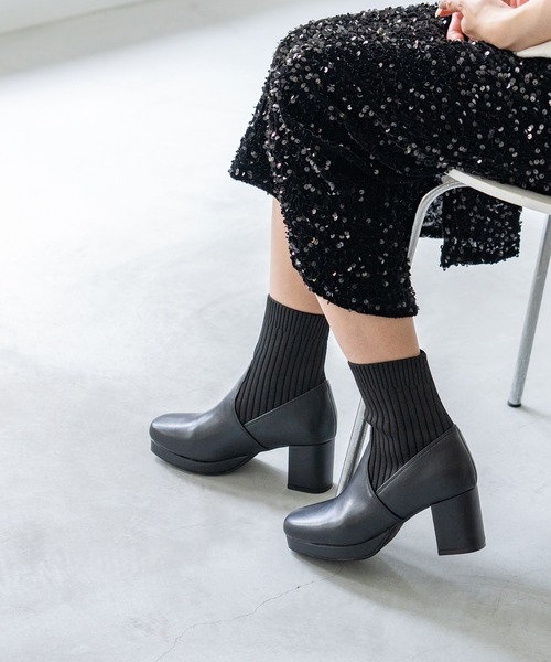 menue(メヌエ)の「プラットフォーム リブニットソックスブーツ(ブーツ・レディース・シルバー/ブラック・S/SS/3L/LL/L/M)」の4枚目の写真