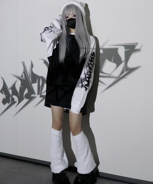 Whinny（ホワイニー）の「Whinny/イナズマダイナマイト（Tシャツ/カットソー・レディース・スミクロ/ホワイト/ブラック・FREE）」の9枚目の写真