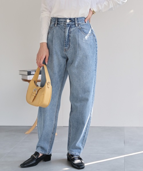 sakishimatokyo(サキシマトーキョー)の「タック入りコクーンデニムパンツ/ジーパン/クロップド(デニムパンツ・レディース・ネイビー/グレー/ブルー・M/L)」の11枚目の写真